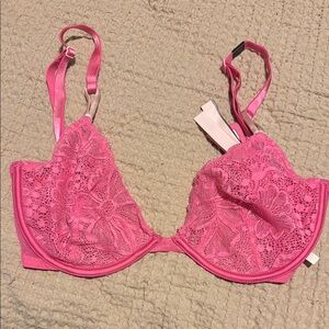 Victoria's Secret Fuchsia Lace Bra